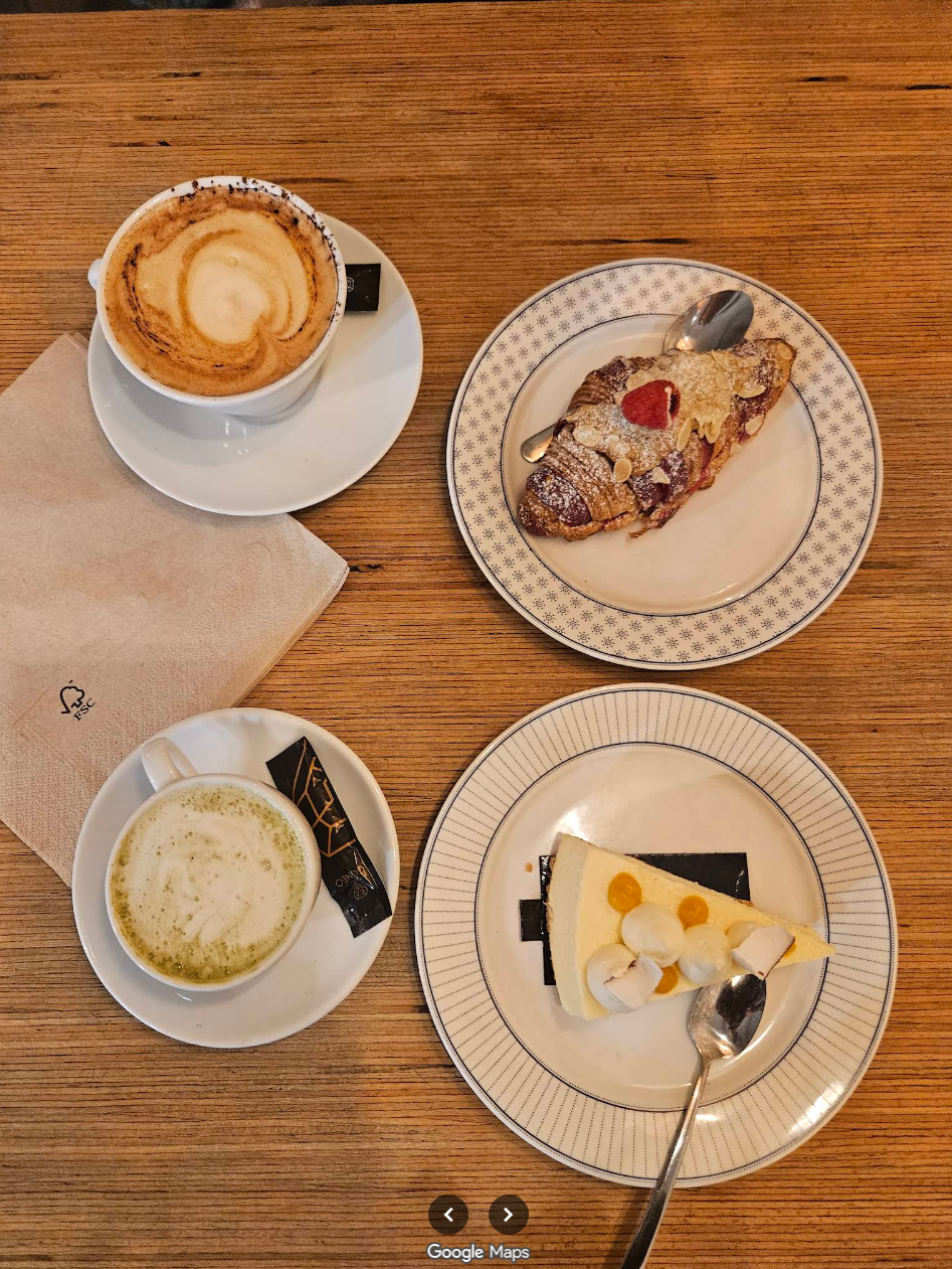 Intérieur de la pâtisserie Noham — Lyon 9e